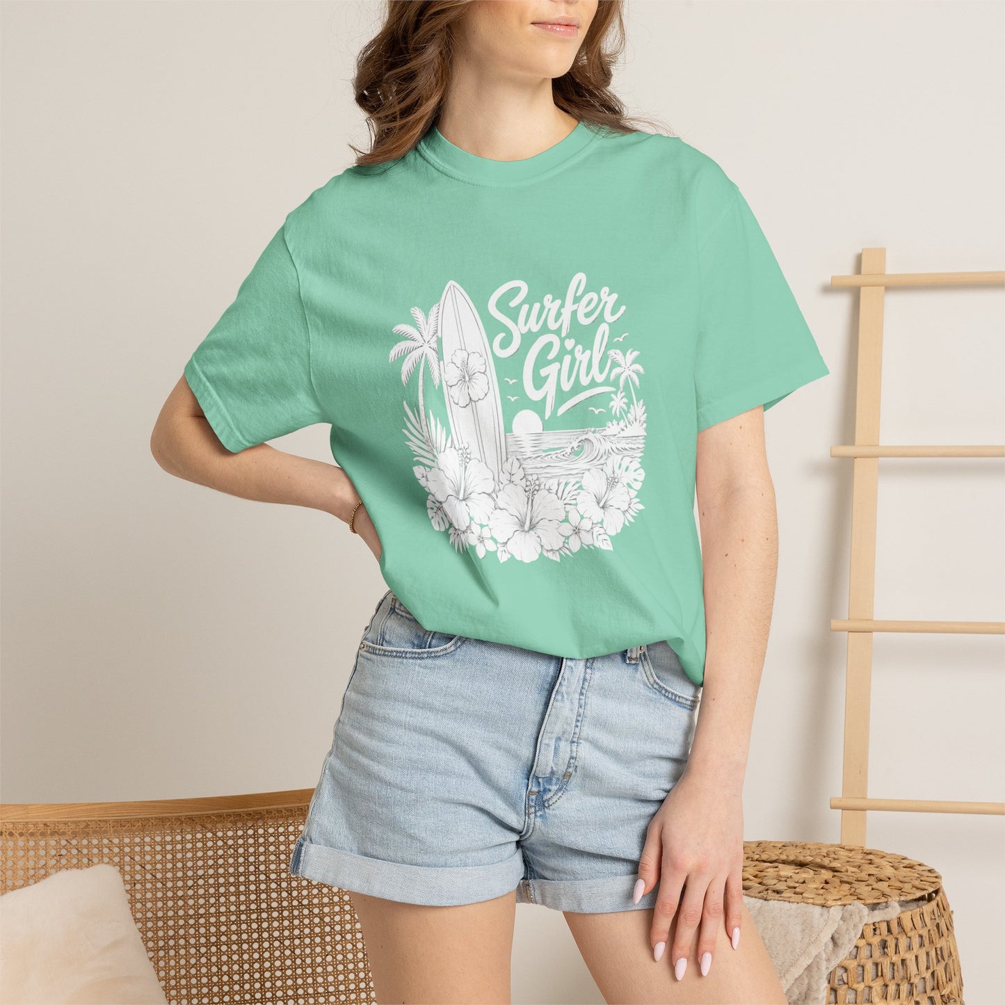 Surfer Girl Graphic Tee — Vintage Beach Surf T‑Shirt