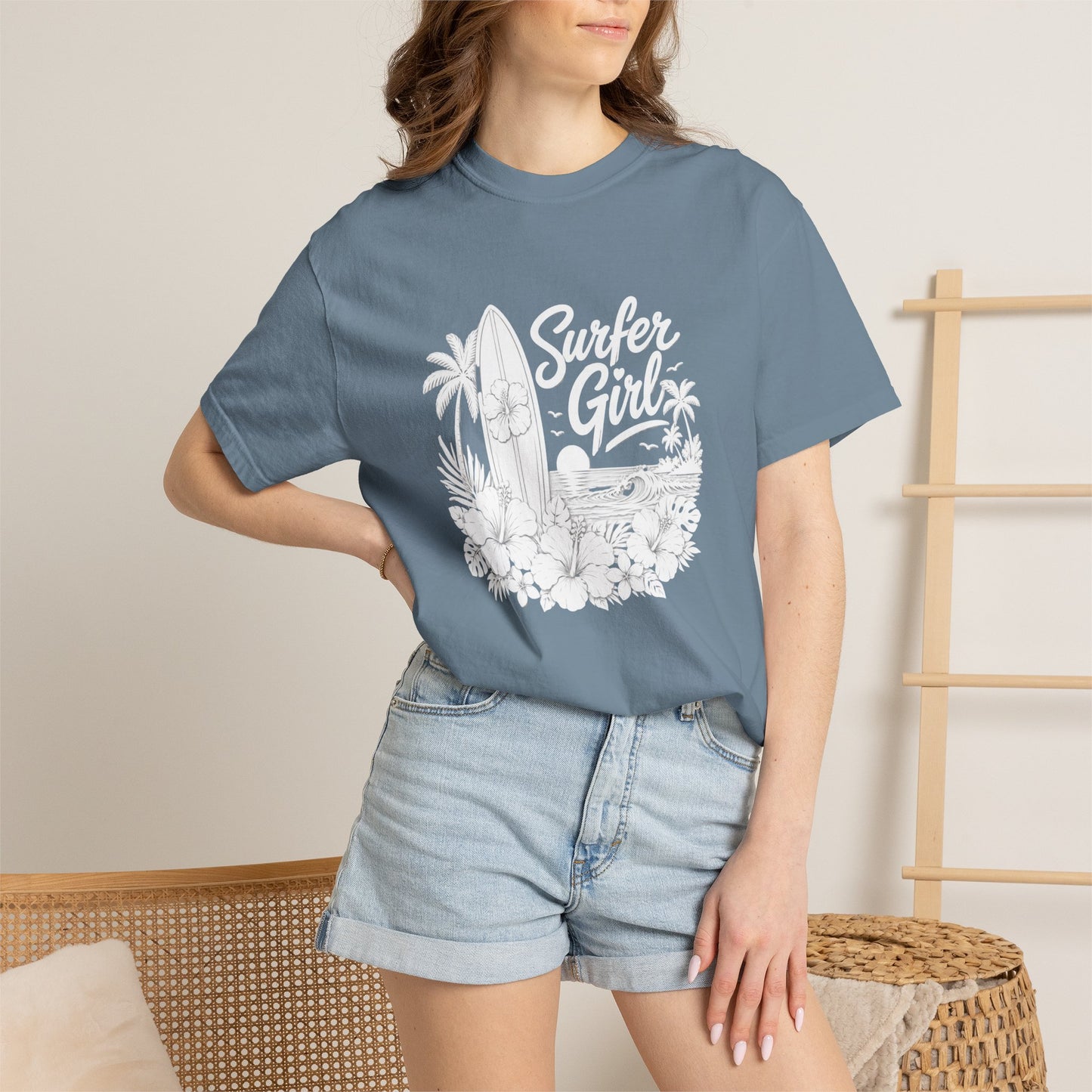 Surfer Girl Graphic Tee — Vintage Beach Surf T‑Shirt
