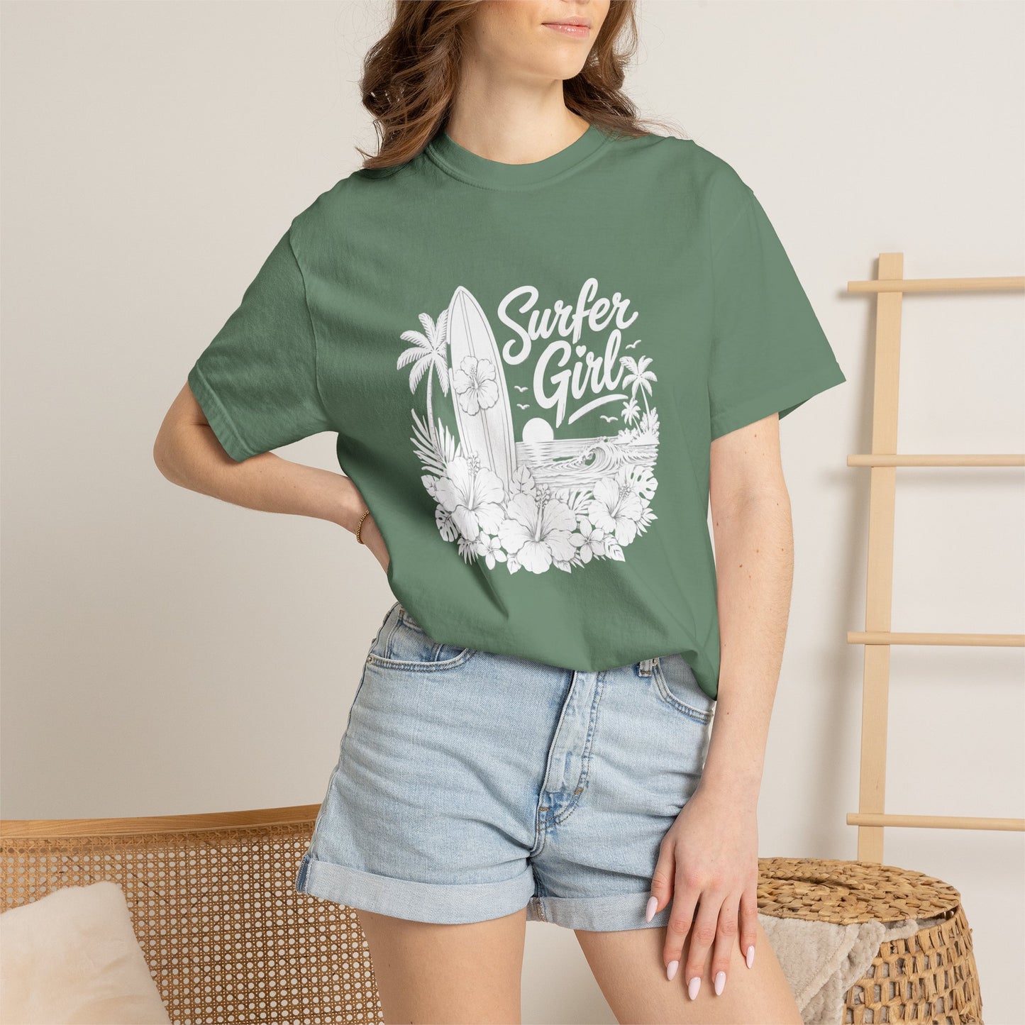 Surfer Girl Graphic Tee — Vintage Beach Surf T‑Shirt
